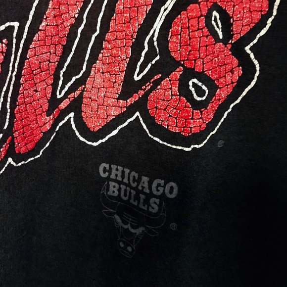 Vintage Chicago Bulls T-Shirt - Picture 2 of 5